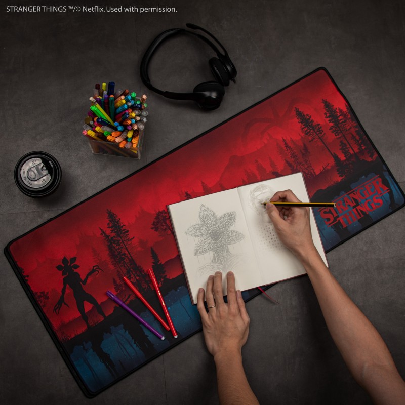 Stranger Things Upside Down Deskmat