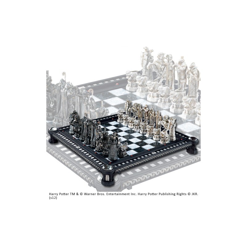 Harry Potter Final Challenge Chess Set