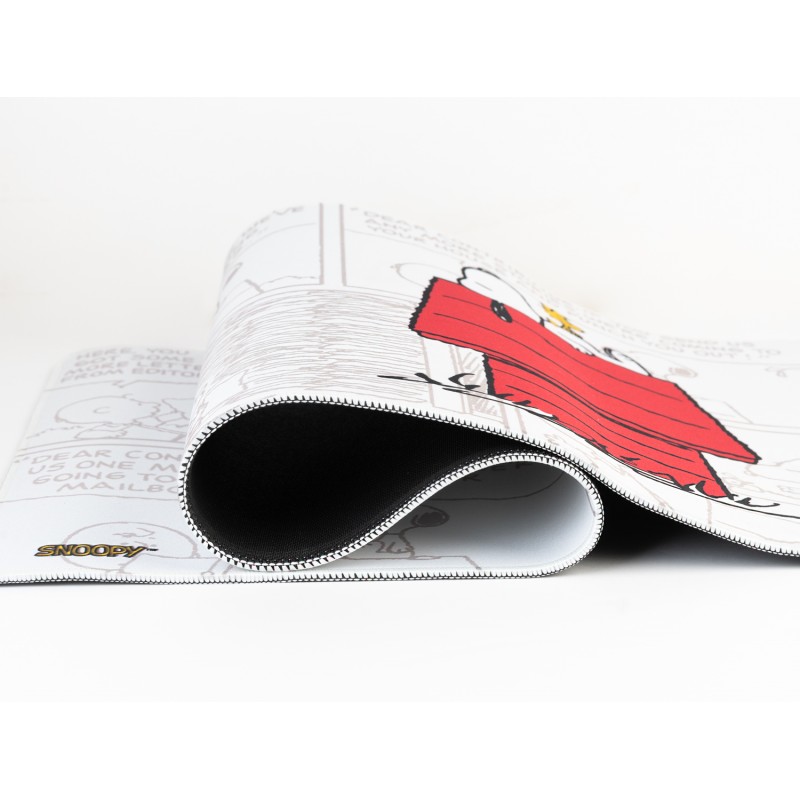 Snoopy XL Deskmat